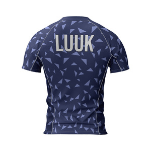 T-shirt de sport personnalisé pour homme, respirant, antibactérien, simple, imprimé sur le devant, séchage rapide, 100% polyester, vêtement de yoga - Product Image 5