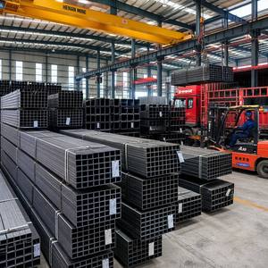 Tube carré en acier au carbone Q235 soudé par électrofusion (ERW) <span class=keywords><strong>noir</strong></span>, section creuse (SHS) pour la construction – Vente directe usine - Product Image 4