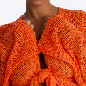 Cardigan court pour femme en tricot fin, couleur unie, orange, à manches lanternes au crochet, col bateau, avec lien à nouer sur le devant, style été - Product Image 3