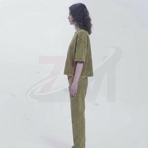 Camiseta Oversize Premium para Mujer, Lavado Ácido, Algodón Suave, Uso Diario, Estilo Urbano, Producción Personalizada OEM ODM, para Todas las Estaciones - Product Image 5