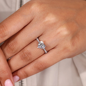 Bague de fiançailles et de mariage en forme de cœur avec sertissage à griffes, diamant de laboratoire de 1,25 carat, bijoux en or massif 14 carats, bague de fête - Product Image 6