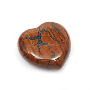 Vente en gros de mini urne souvenir en bois en forme de cœur personnalisée pour les cendres de chat ou de chien - Product Image 1