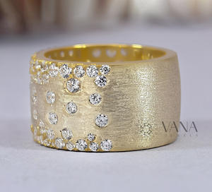 แหวนค็อกเทลแบบเรียบง่ายสำหรับผู้หญิง เงินแท้ ดีไซน์มินิมอล วงกว้าง สามารถสวมซ้อนกันได้ เหมาะสำหรับงานแต่งงาน งานหมั้น หรือวันครบรอบ ดีไซน์แบบเต็มวง - Product Image 2