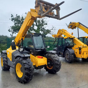 Chariot télescopique JCB 541-70 de qualité supérieure — 7 m — 4 100 kg - Product Image 1
