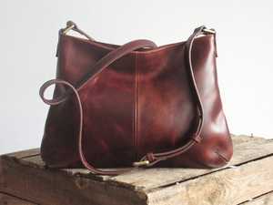 Sac fourre-tout de voyage grande capacité en cuir véritable pour femme avec double bandoulière et poignée LTB-0265 - Product Image 5