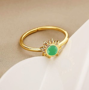 แหวนพลอยแคลเซโดนีสีเขียวทรงเหลี่ยม - แหวนปรับขนาดได้ชุบทองสำหรับผู้หญิง - Product Image 2