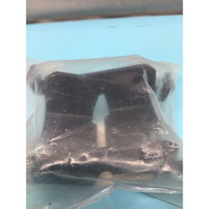 AMAT 0020-76571 Abrazadera, Base Trasera para Línea de Agua FAC - Equipo y Piezas de Semiconductores de Confianza Global - Product Image 5