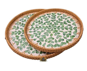 Bandeja redonda grande de ratán con diseño floral azul verdoso, la mejor bandeja de almacenamiento con arte único. - Product Image 6