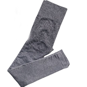 Ensemble de sport gris pour femme : Soutien-gorge de sport dos nageur et leggings taille haute sans couture, respirant, maintien moyen, idéal pour le yoga et l'entraînement - Product Image 4