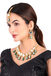 Indian Classic Choker Set Traditional Zircon Gold Plated Crystal Kundan Faux Pearl Engagement Wedding Party Necklace Earrings - Product Image 4