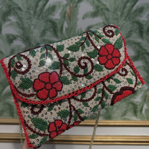 Bolso de mano de PVC estilo bohemio para mujer con cierre de cremallera, diseño de sobre con cuentas, colección étnica india, para uso diario. - Product Image 4