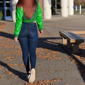 Chaqueta Corta Estilo Universitaria para Mujer, Color Verde Oscuro, Estilo Bomber con Letras, Mangas de Cuero Sintético, Ropa Exterior Informal, Moda Femenina - Product Image 5
