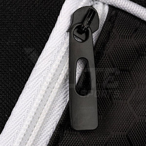Sac de raquette de tennis en PVC spacieux, design personnalisé, imperméable et respirant, idéal pour les joueurs professionnels et les séances d'entraînement quotidiennes - Product Image 6