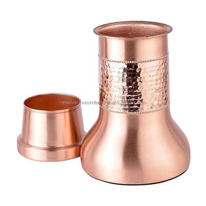 Vaso de agua de cobre puro de calidad superior de estilo clásico, tarro de noche con acabado de lujo y diseño martillado a un precio asequible - Product Image 1