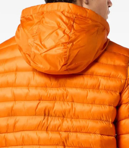 Chaqueta acolchada personalizada para hombre para invierno, ropa informal premium para exteriores, a prueba de viento, con cierre de cremallera y bolsillos laterales, abrigo para hombre - Product Image 4