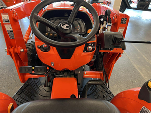 Tractor L3902HST 2025, Equipo Premium Listo para Exportación, Suministro a Granel de Alta Resistencia - Product Image 3