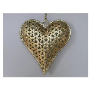 Adorno Metálico en Forma de Corazón Hecho a Mano para Árbol de Navidad y Decoración Festiva - Product Image 3