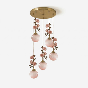 Lámpara colgante de cristal rosa rubor con delicadas ramas de rosas de cerámica, disponible a precios de mayorista. - Product Image 1