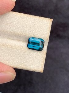 Turmalina Indicolita Azul Profundo Natural, Gema Suelta Facetada para Joyería, Anillo, Colgante - Product Image 2