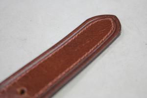 เข็มขัดหนังแท้ผู้ชายแบบหัวเข็มขัดหรูหรา ลายปั๊มนูน หนังวัวแท้ สายหนังสำหรับใส่กับชุดทางการ - สีน้ำตาล - Product Image 2