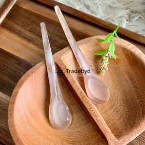 Cuillère de luxe faite à la main avec incrustation de nacre, élégante cuillère de table par Tradebyd - Product Image 4