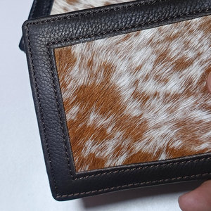Portefeuille en cuir véritable de vache avec poils, fait main, pour homme, luxe, fin, à double pliage - Product Image 6