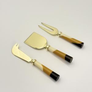 Cuchillo para Queso y Pastel con Hoja Dentada de Acero Inoxidable y Mango de Resina, con Caja a Bajo Precio - Product Image 6