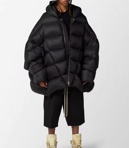 Blouson long matelassé à capuche pour homme, manches chauve-souris, rembourrage épais en duvet, coupe-vent, décontracté, hiver, fermeture éclair avant, noir uni - Product Image 2