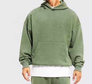 Survêtement au design sportif moderne et à la finition soignée, idéal pour l'entraînement, la course à pied, la salle de sport, les équipes sportives et le quotidien. - Product Image 6