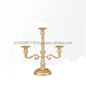 Elegantes candelabros de metal plateados hechos a mano para decoración de interiores de lujo y arreglo de velas para eventos de bodas - Product Image 4