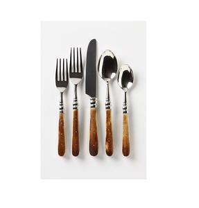 Ensemble de couverts élégants en métal finition argentée avec manche en bois, ensemble de couverts durables pour une expérience culinaire moderne en cuisine. - Product Image 4