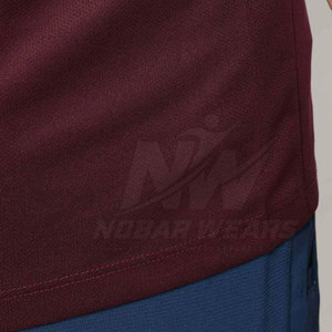 Everyday Active <b>Men</b> T-Shirts With <b>Stretch</b> Fabric Soft Feel And Modern Cut Ideal For Sport And Street Fashion - Product Image 5