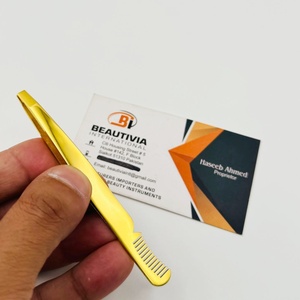 Pinzas de Cejas de Acero Inoxidable con Punta Inclinada y Peine para Recortar y Dar Forma - Herramientas Duraderas y Ligeras para Cejas - Product Image 1