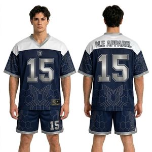 Ensemble short et maillot de supporter en sublimation, coupe classique, lourd, avec bordure dorée, couleur bordeaux, pour club - Product Image 3