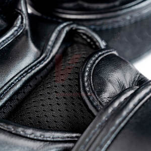 Gants de combat MMA noirs de haute qualité, logo personnalisé, gants de combat MMA les plus vendus, gants d'entraînement et de compétition de boxe - Product Image 6