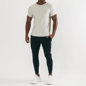 Camisetas Unisex 100% Algodón 180gsm con Logotipo Personalizado, Camiseta Lisa Teñida de Alta Calidad para Hombre, Patrón Sólido, Tejido de Tela - Product Image 4