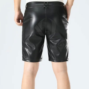 Shorts décontractés en cuir véritable pour hommes – Coupe confortable, fermeture sécurisée, légers, respirants, style urbain moderne et tendance - Product Image 3
