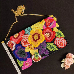 Magnifique Pochette Brodé Personnalisable avec Perles pour Femme - Idéale pour Mariage, Fête, Sac à Bandoulière - Product Image 3