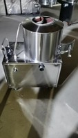 Machine à éplucher les pommes de terre automatique en acier inoxydable, très vendue, avec système de rinçage automatique, capacité de 20 kg pour les restaurants