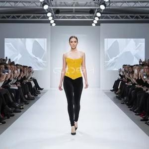 Corsé de terciopelo amarillo de primera calidad hecho a medida con varillas de acero para moldear la cintura y realzar el busto. - Product Image 3