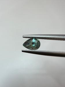 Pierre précieuse naturelle Alexandrite, taille poire, changeante de couleur, certifiée IGI, pierre précieuse en vrac pour les collectionneurs de bijoux et la création de bagues sur mesure - Product Image 3