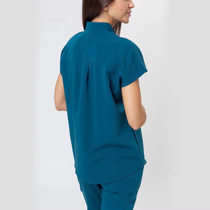 Tenue Médicale Unisexe OEM : Haut à Manches Courtes et Pantalon de Jogging Respirant pour Hôpital – Ensemble Infirmier Homme/Femme - Product Image 2