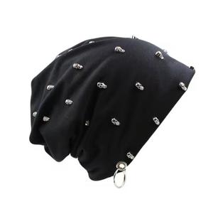 Chapeau d'hiver unisexe noir à rabats pour les oreilles, respirant et imperméable, style punk, tricoté à la main, 100% acrylique, décontracté, réglable 56-58CM - Product Image 1