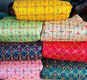 ผ้าไหมดิบ ผ้าไหมบังกาลอร์ ผ้าไหมมุลบาเร ผ้าไหมดิบทำมือ ชุดส่าหรีสำหรับโอกาสพิเศษ พร้อมขอบผ้าปักลายโบราณและพัลลูสีตัดกัน - Product Image 6