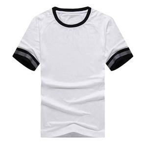 Ensemble d'été pour homme en deux pièces, t-shirt à manches courtes en tricot respirant et short décontracté - Product Image 3