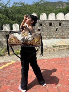 <b>Overnight</b> Duffle <b>Bag</b> Top Selling New Style Outdoor Travel Duffel <b>Bag</b> <b>Leather</b> Material Carry on for Convenient Travel - Product Image 4