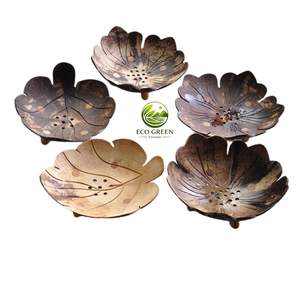 Nueva Jabonera Impermeable de Cáscara de Coco Natural, Artesanía Vietnamita de Flores de Coco, Hecha a Mano, de Alta Calidad, Moderna - Product Image 2