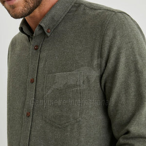 Camisa de Franela Ligera y Sólida, Material Ecológico Suave y Transpirable, Diseño Cómodo de Corte Regular, Perfecta para Viajes Casuales - Product Image 3