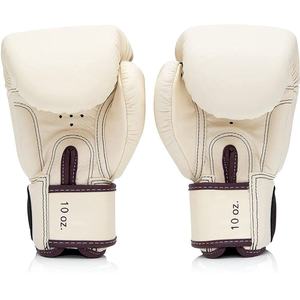 Gants de boxe personnalisés en cuir PU à doigts entiers, extensibles, avec fermeture à lacets et poignet auto-agrippant pour l'entraînement et le sparring de Muay Thai - Product Image 3