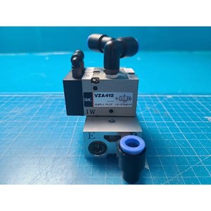Válvula Solenoide Neumática SMC VZA412 de 5 Puertos, Usada, Piezas de Equipos Legacy Semiconductor - Product Image 4